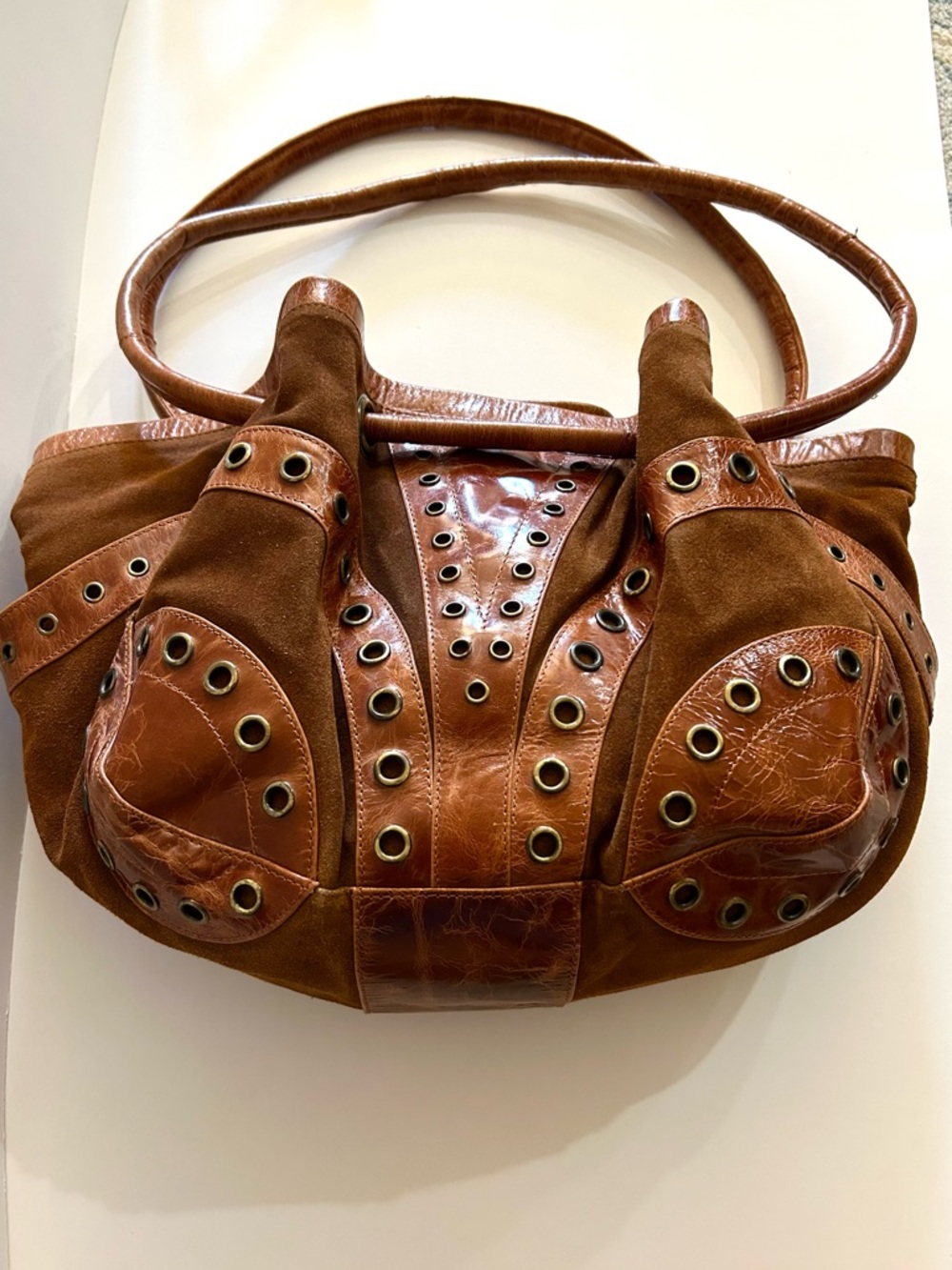 La Chic Brown Suede & Leather Shoulder Bag with Grommet Detail - Picture 3 of 10